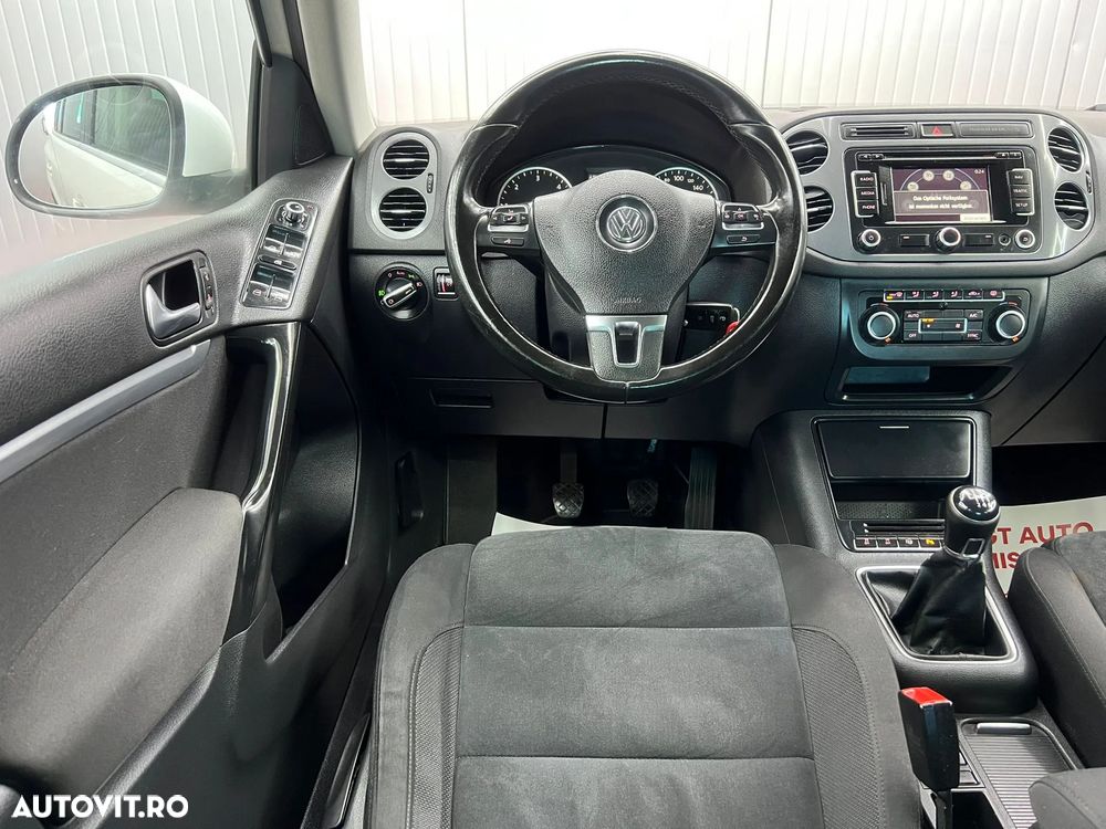 Volkswagen Tiguan - 8