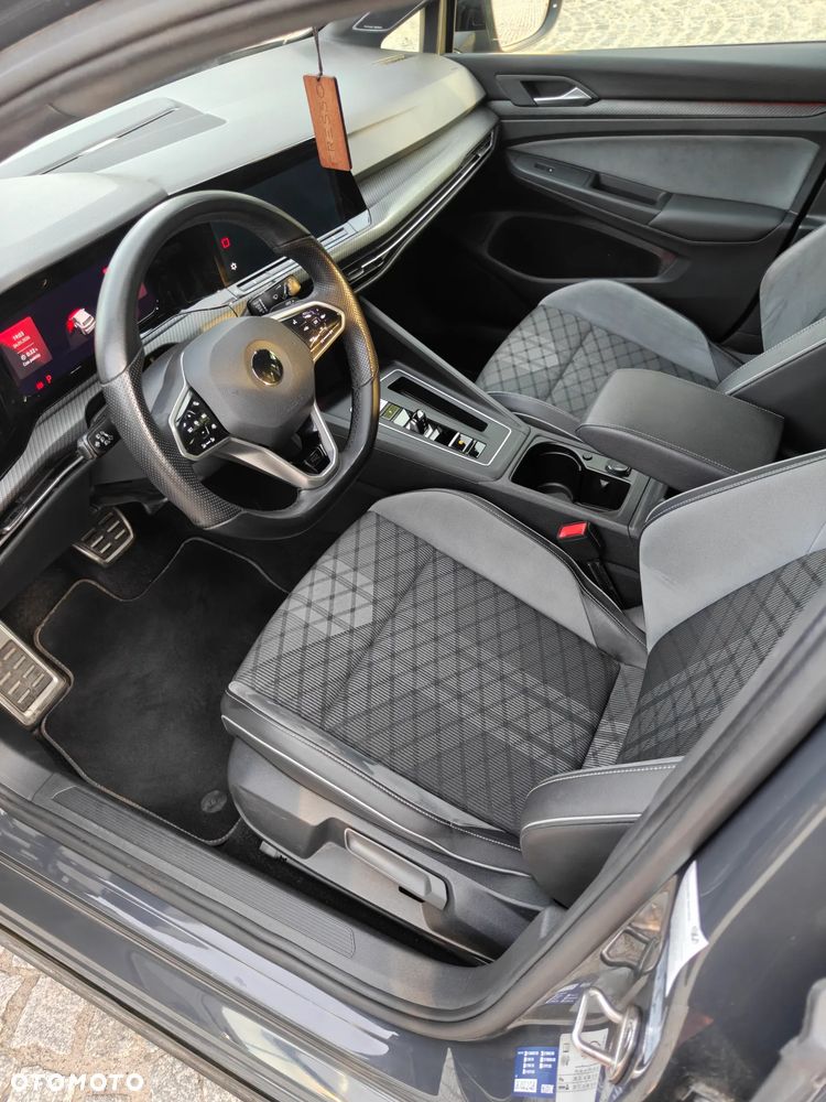 Volkswagen Golf - 17