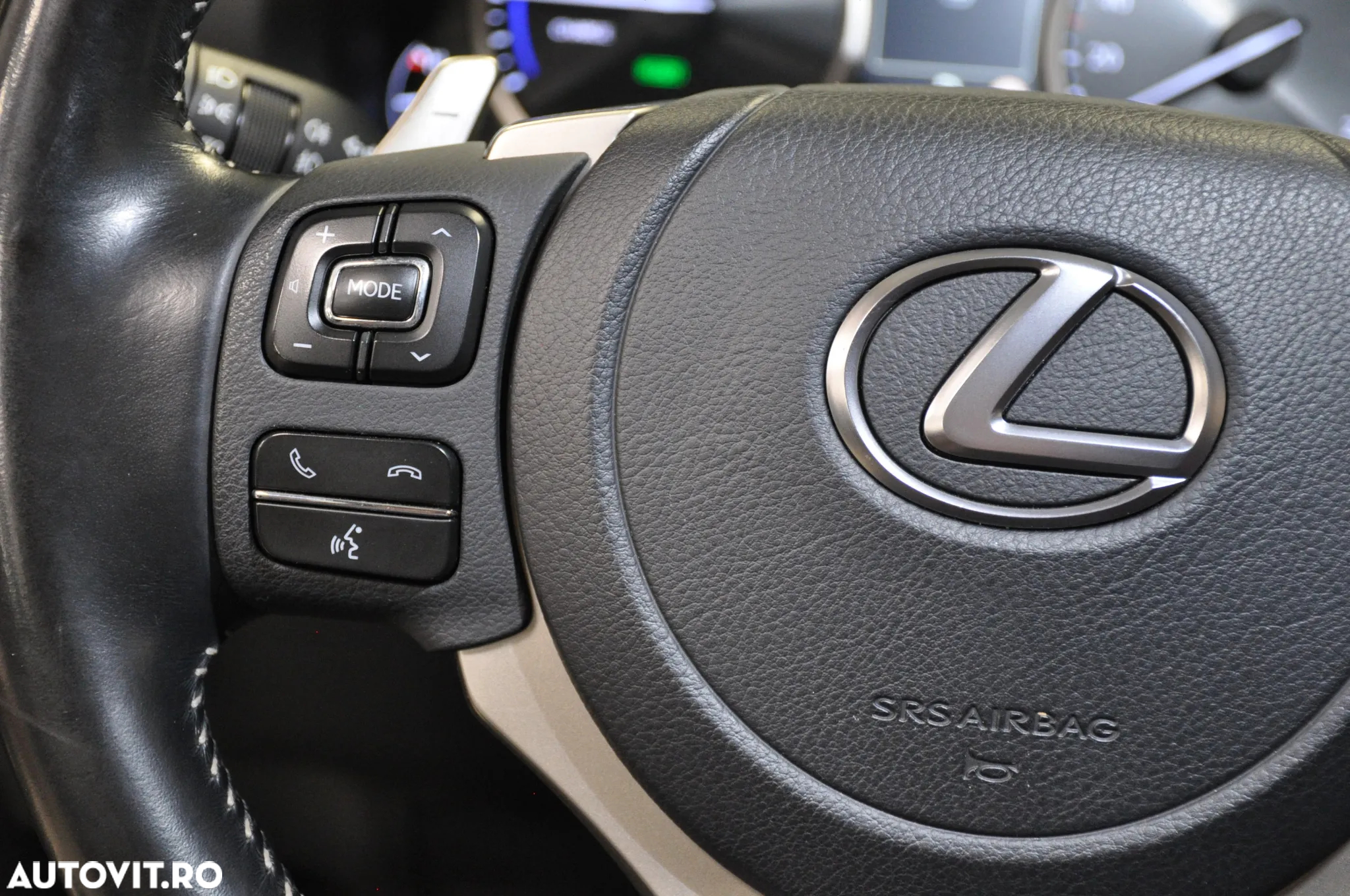 Lexus Seria NX 300h AWD Executive Plus - 18