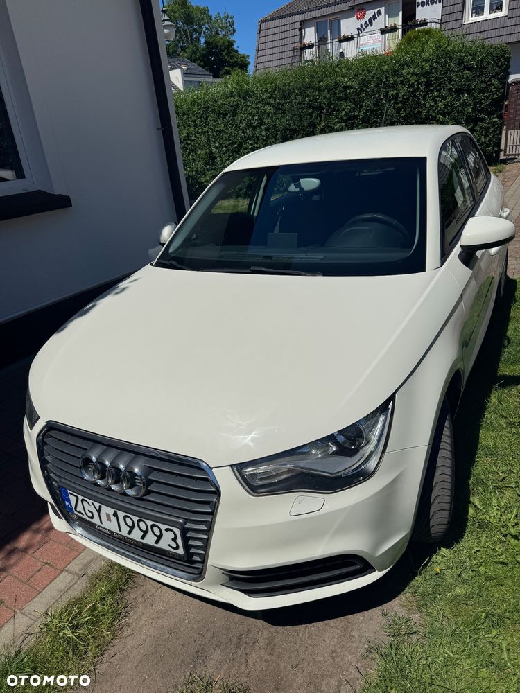 Audi A1 Sportback 1.2 TFSI Attraction - 4