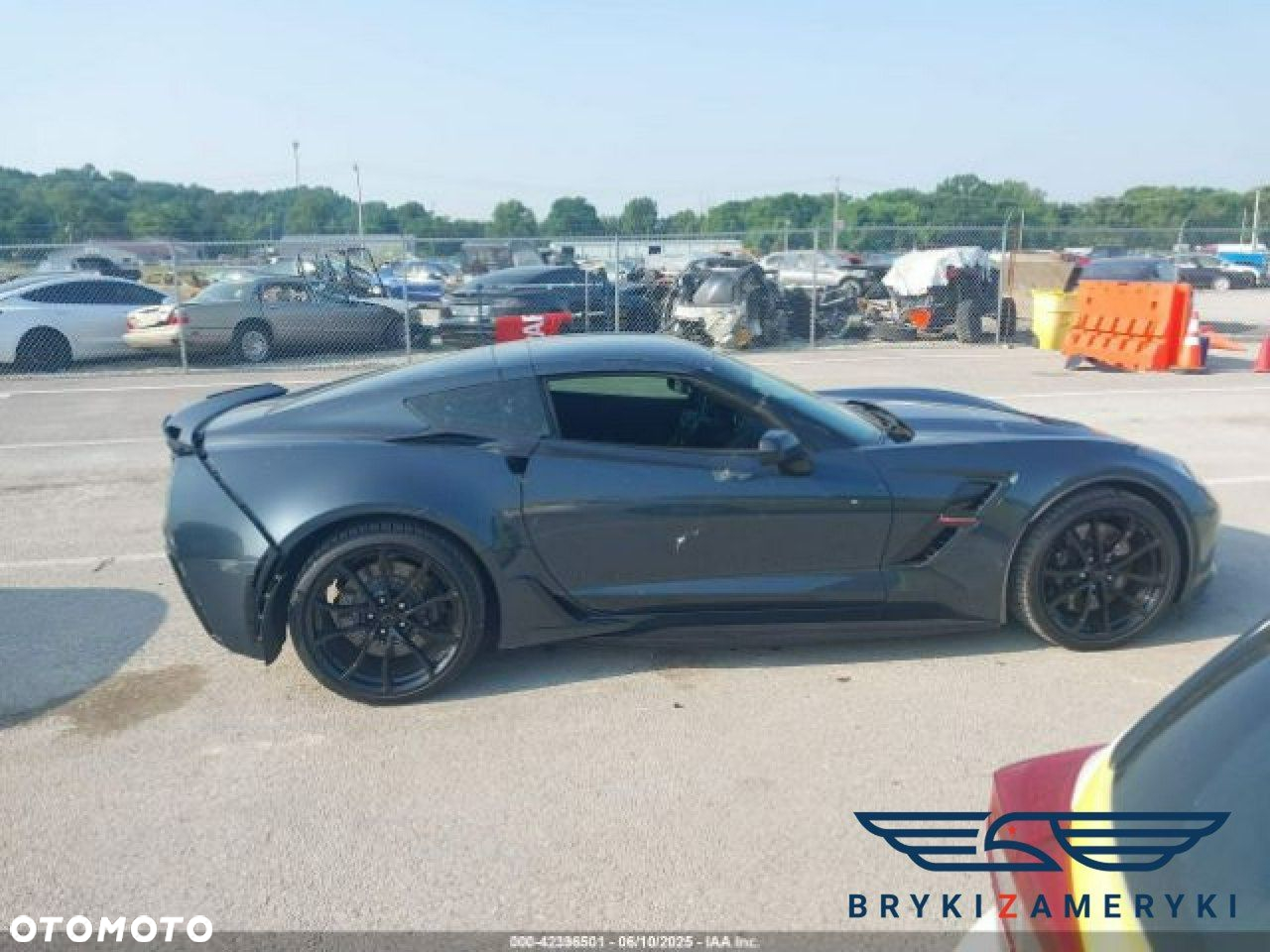 Chevrolet Corvette - 6