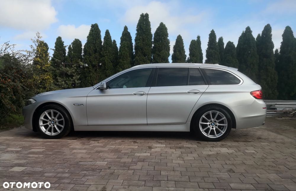 BMW 5 Series 2010 photo 3