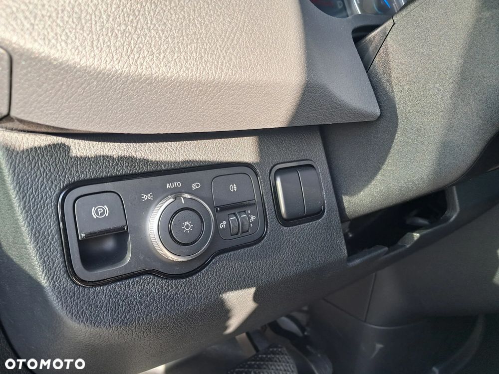 Mercedes-Benz eSprinter 420 - 17