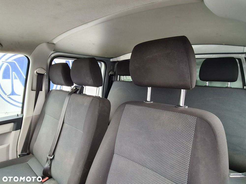 Volkswagen Transporter - 16