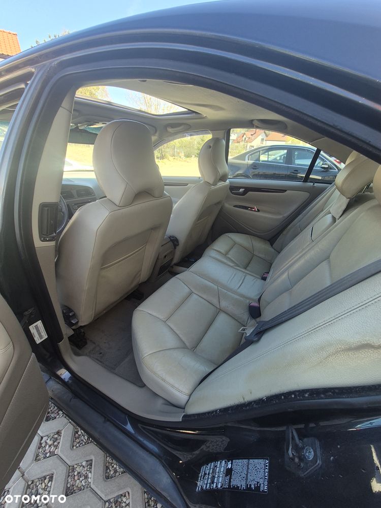 Volvo S60 - 4