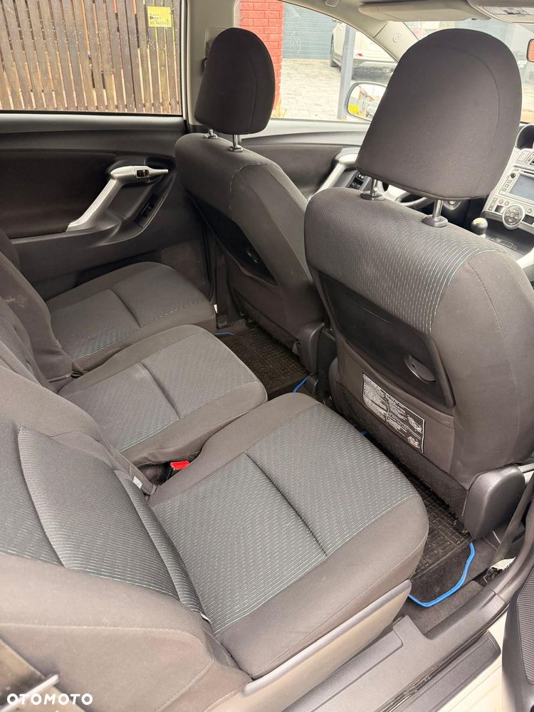Toyota Verso - 9