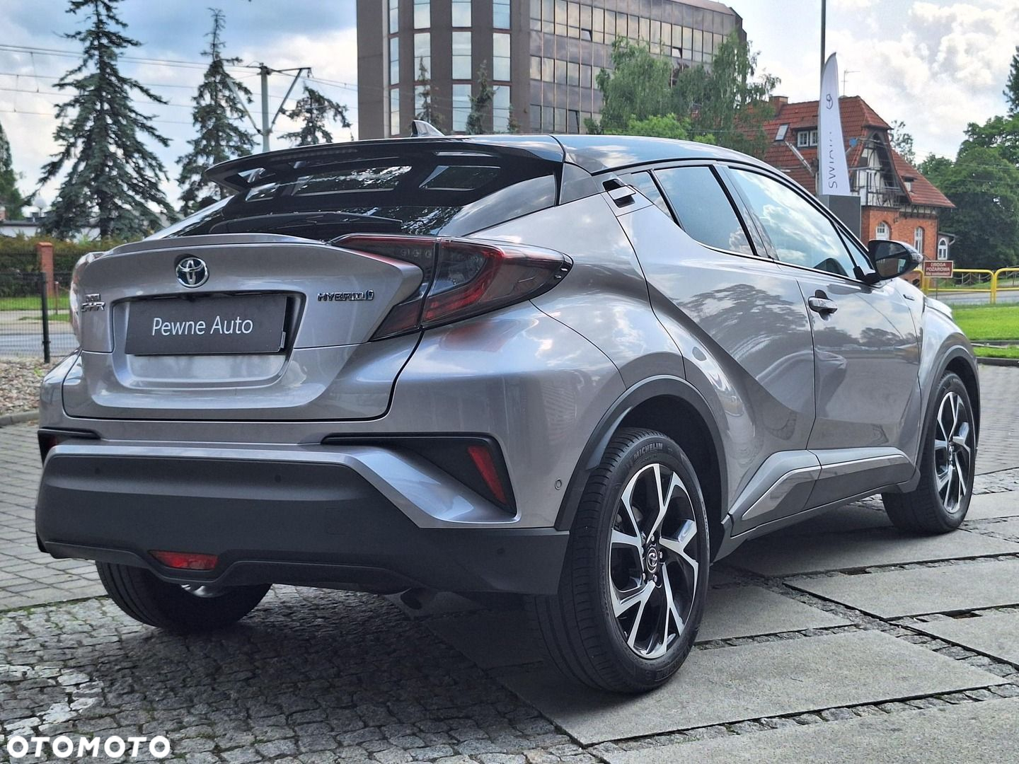 Toyota C-HR - 6