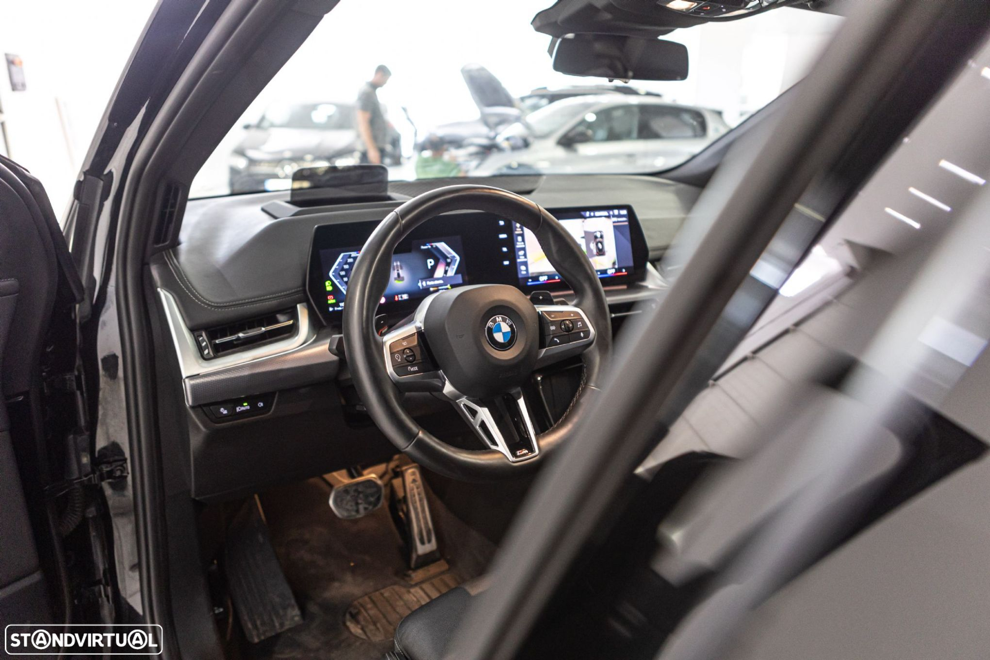 BMW 218 Active Tourer i Pack Desportivo M Auto - 14