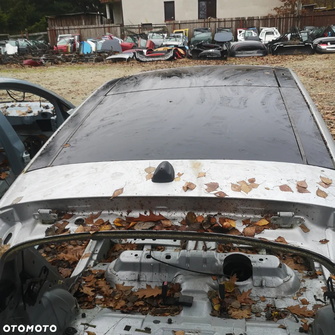 RENAULT MEGANE III HB 5D KAROSERIA SZYBA DACH UK - 11