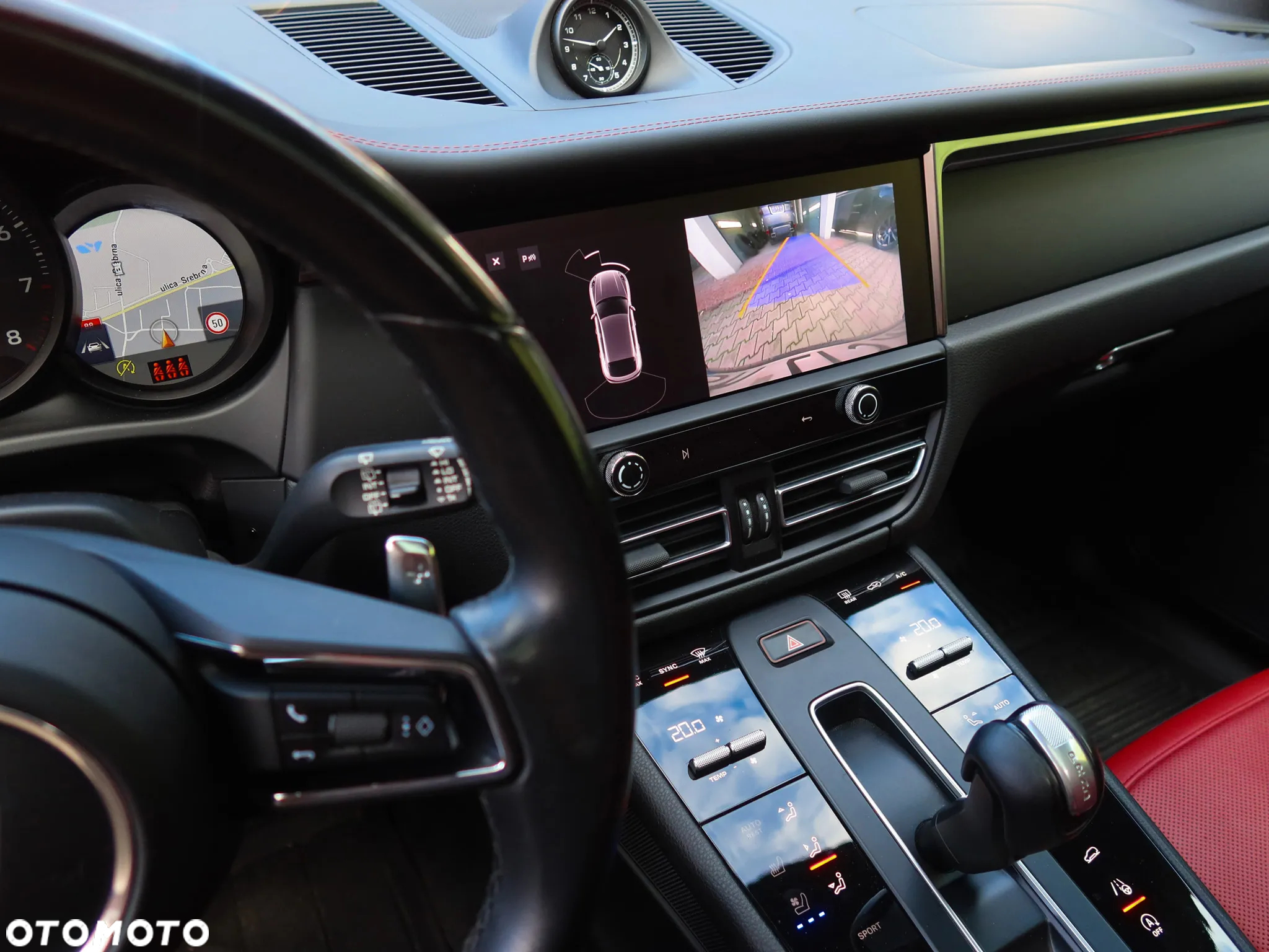 Porsche Macan - 26