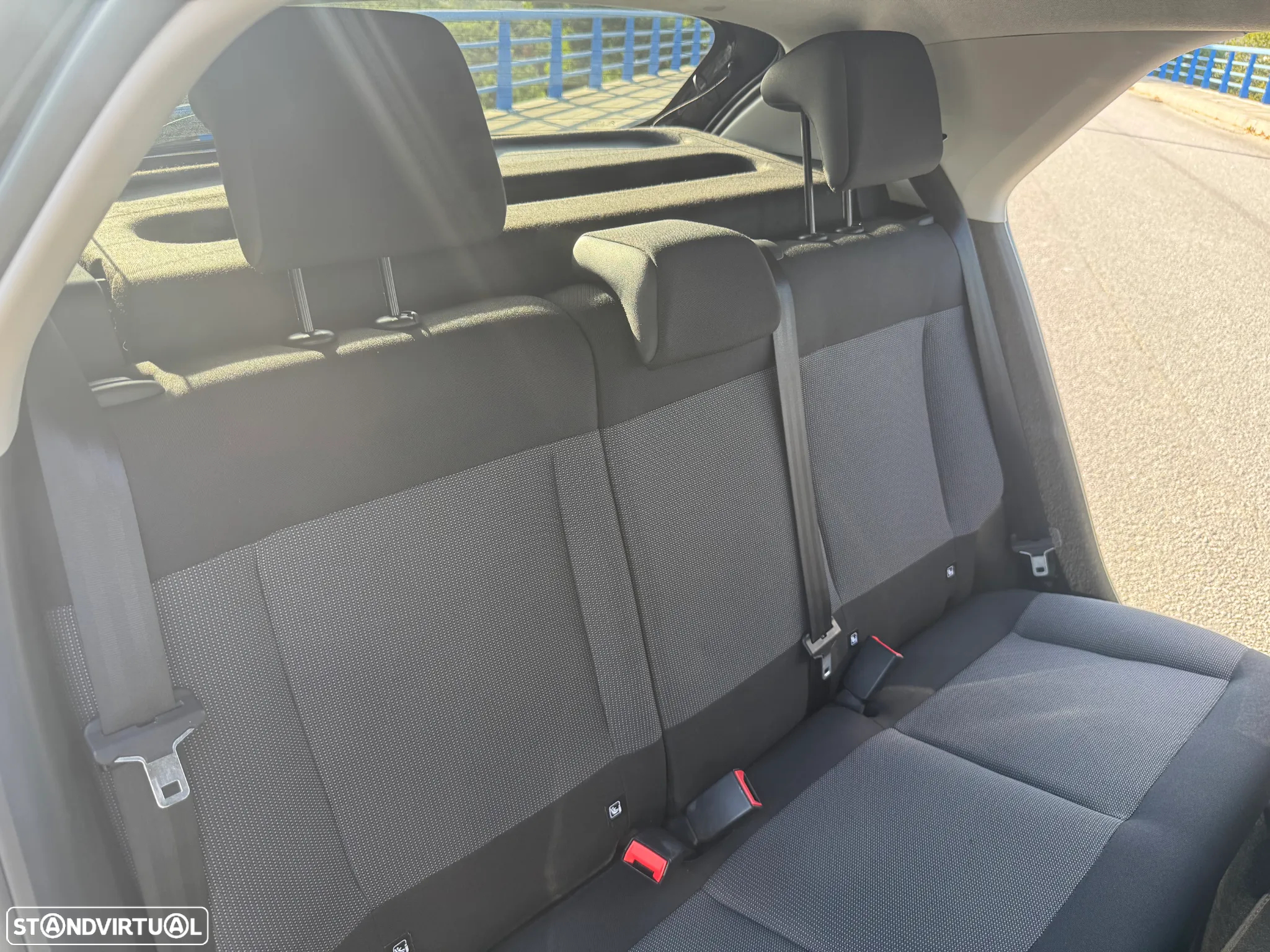 Citroën C4 Cactus 1.2 PureTech Cool&Comfort - 20