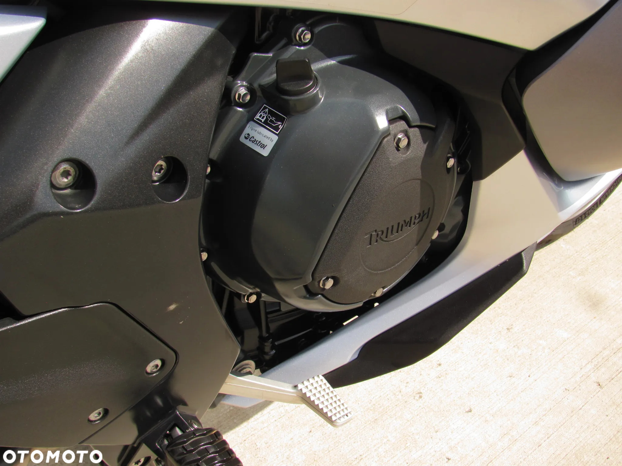 Triumph Trophy - 6