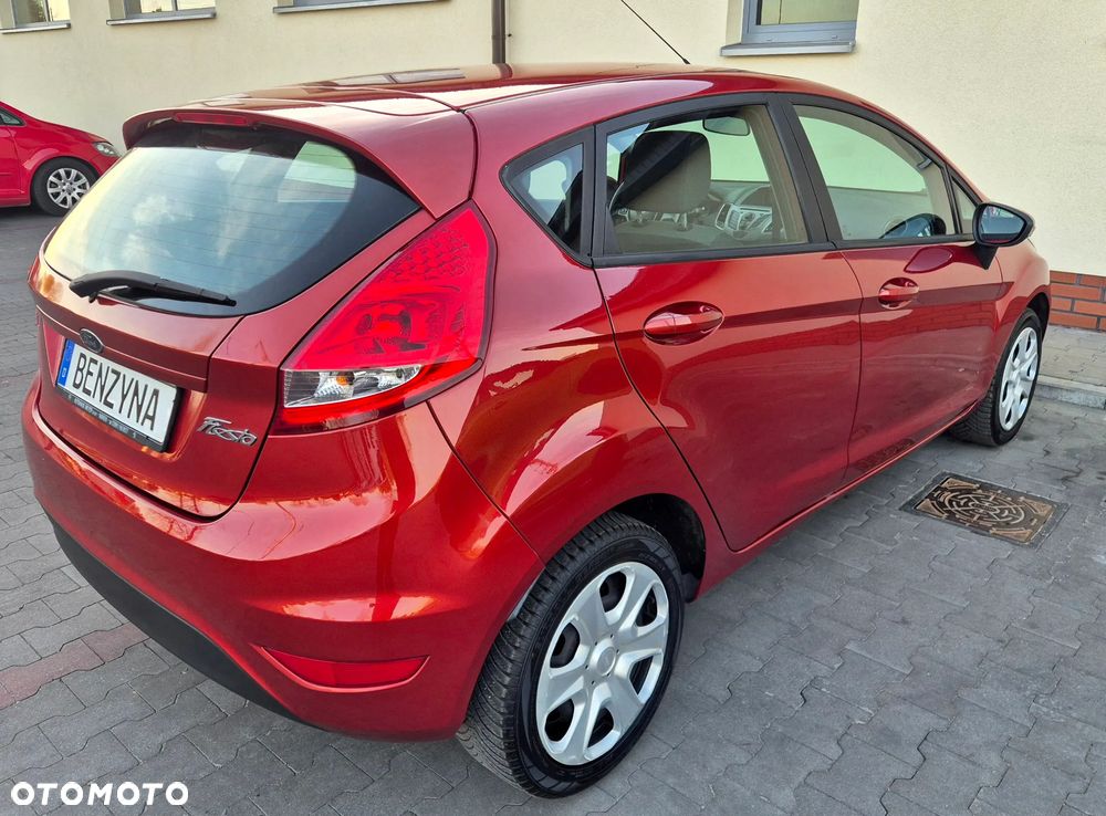 Ford Fiesta 1.25 Celebration - 6