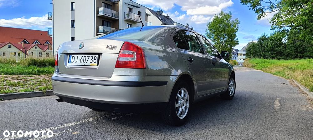 Skoda Octavia 1.6 Tour Classic - 5