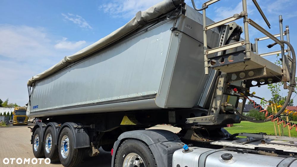 Schmitz Cargobull SKI 24 - 5