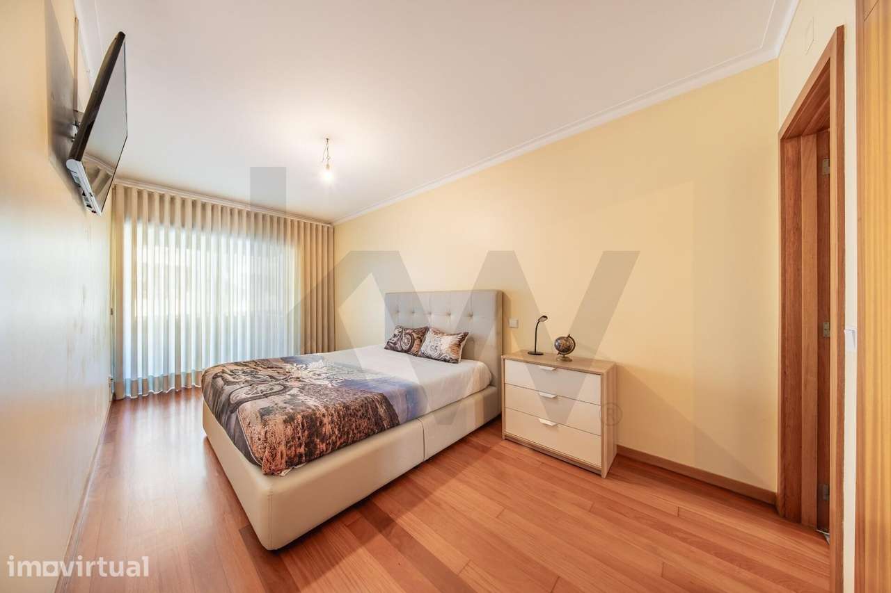 Apartamento T3 na Naia | 172 m2 de área bruta e todo o conforto - Grande imagem: 4/32