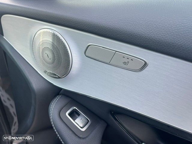 Mercedes-Benz GLC 300 e Coupé 4Matic - 25
