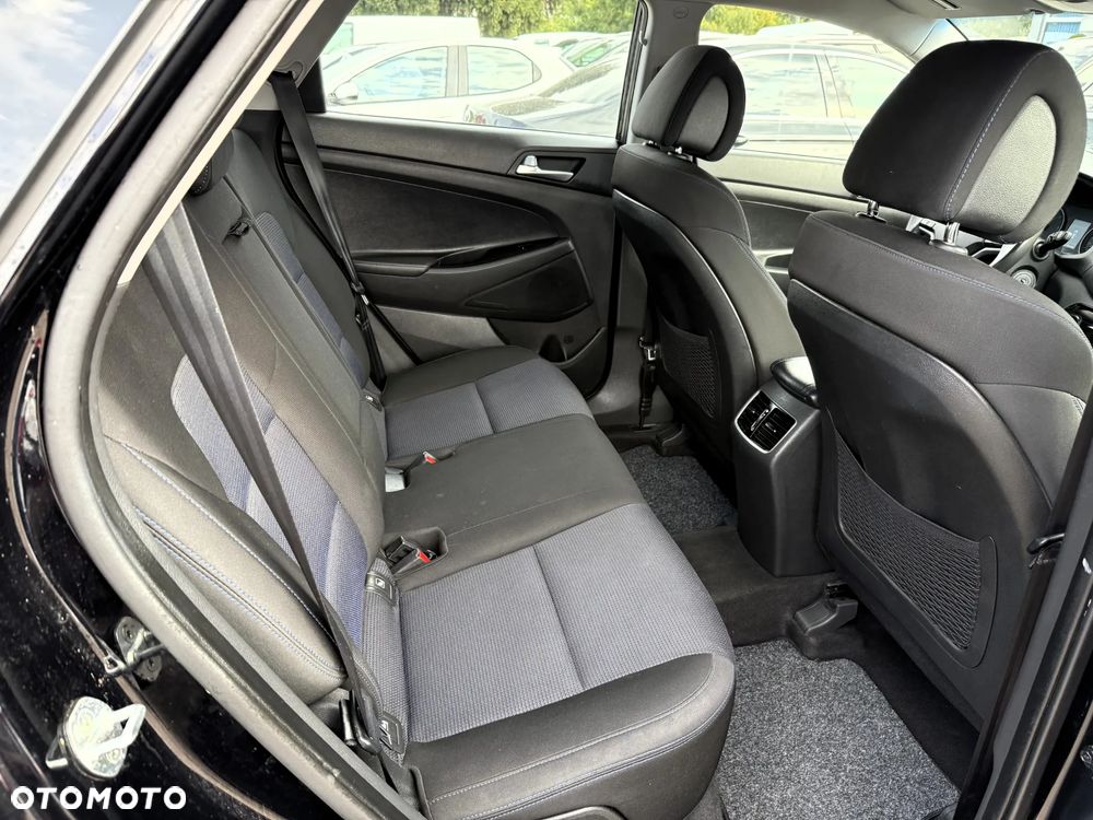 Hyundai Tucson blue 1.7 CRDi 2WD Advantage - 17