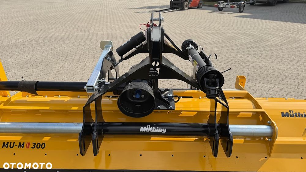 Muthing MU-M 300 Vario | Hydrauliczny przesuw | Przód / Tył | 75–160 KM - 15