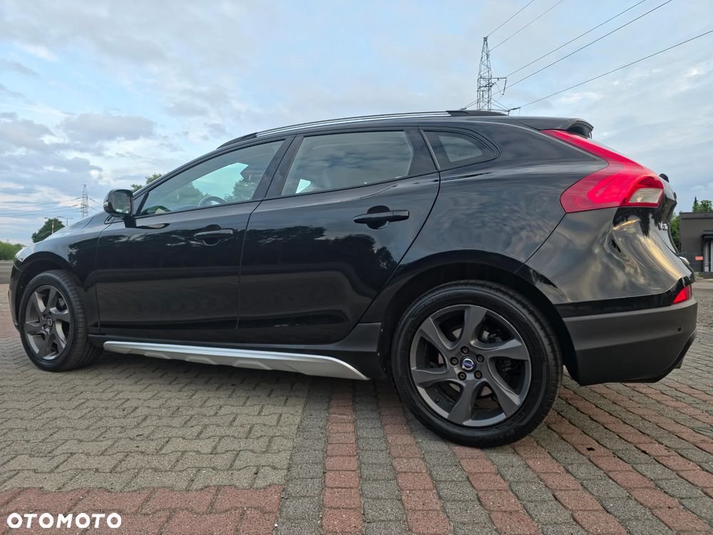 Volvo V40 D2 Momentum - 26