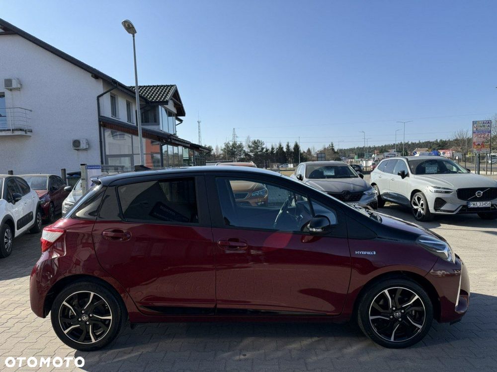 Toyota Yaris - 10