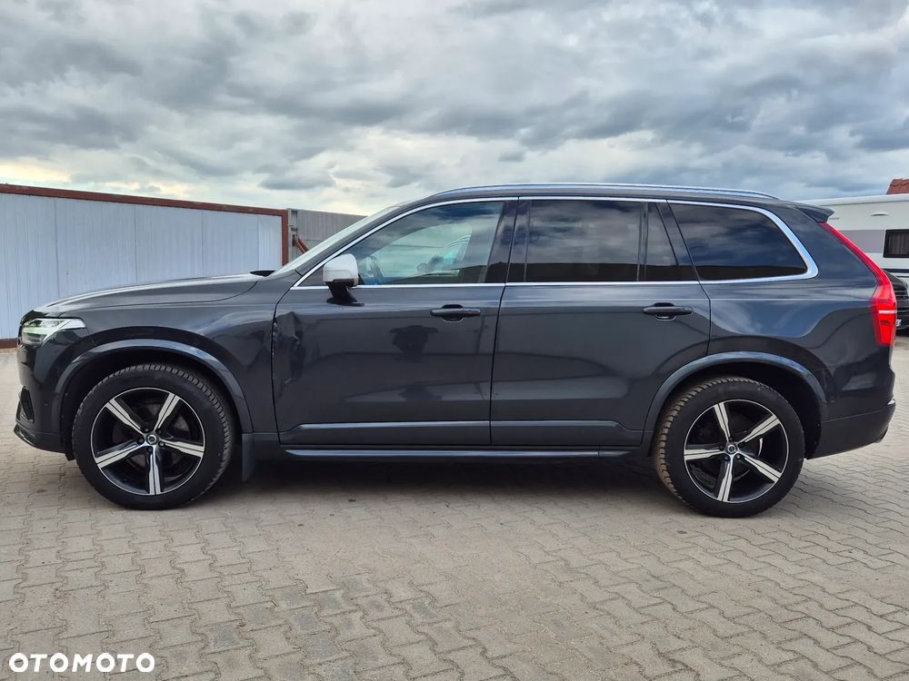 Volvo XC 90 D5 AWD Geartronic RDesign - 4