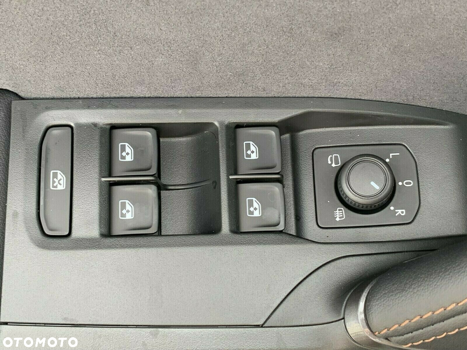 Cupra Formentor 1.5 eTSI mHEV DSG - 30