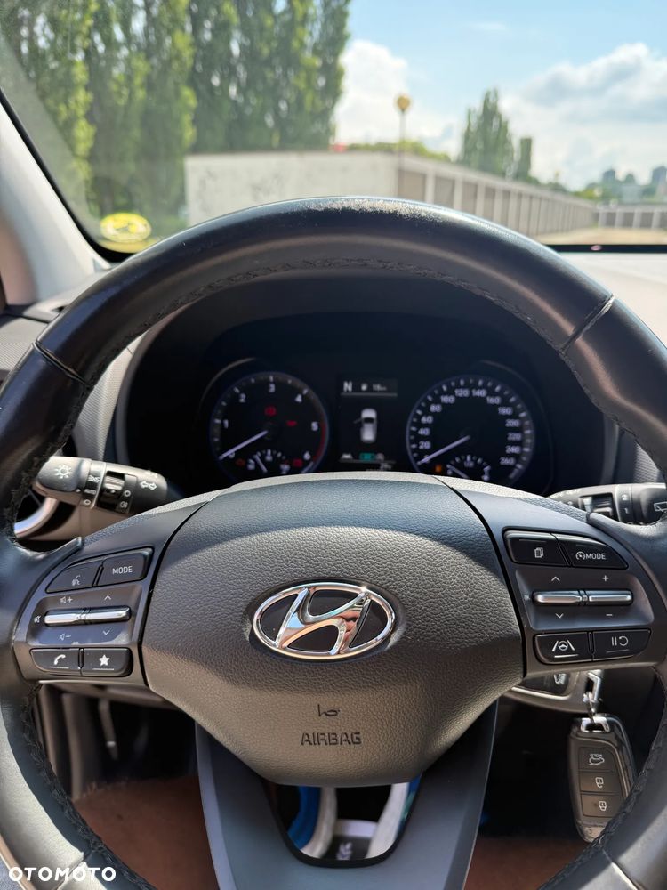 Hyundai Kona 1.6 CRDi 48V-Hybrid Trend - 22