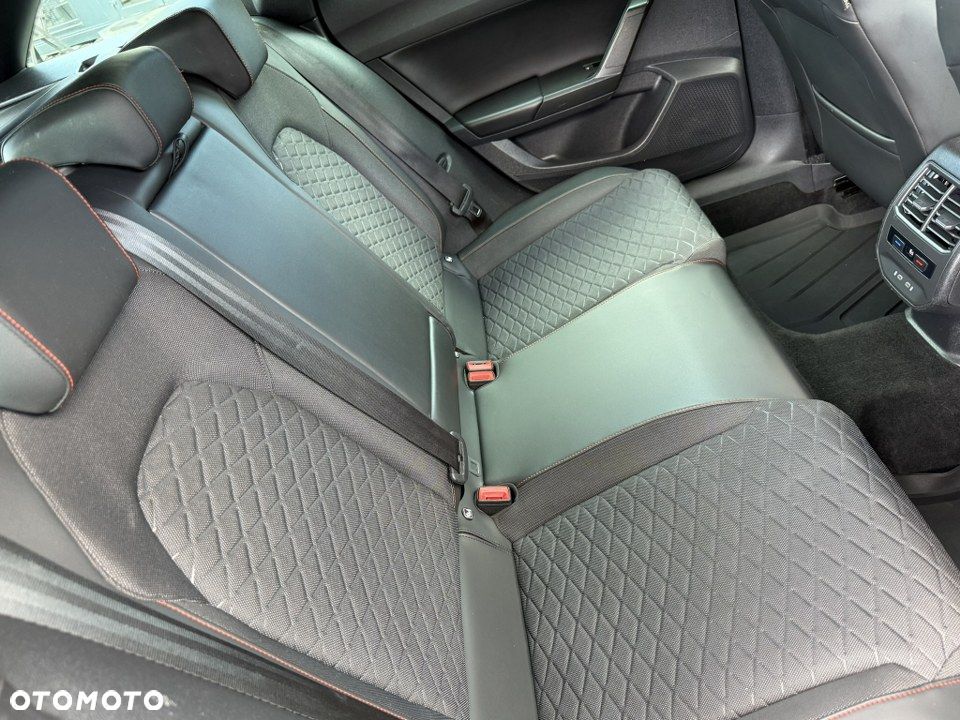 Seat Leon 1.5 TSI ACT OPF FR Plus - 32