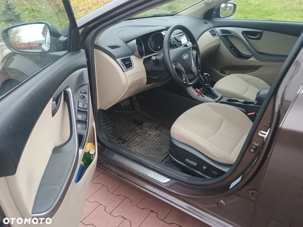 Hyundai Elantra 2014 photo 5