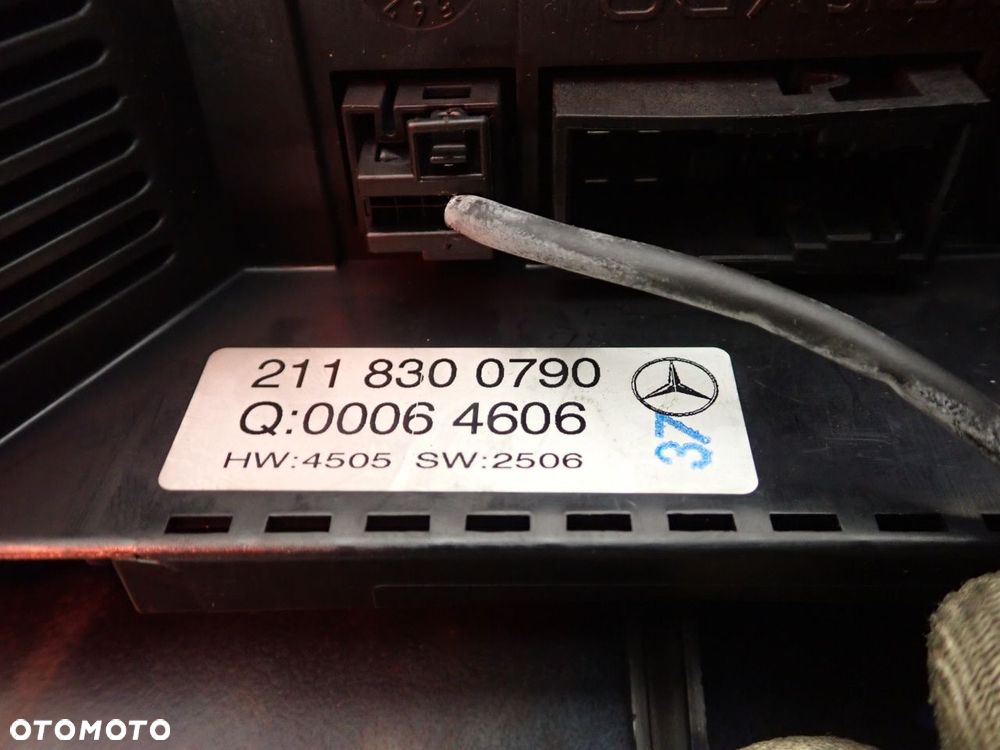 PANEL STEROWANIA NAWIEWU KLIMATYZACJI MERCEDES-BENZ W211 E200 CDI  2118300790 A2118301854 - 9