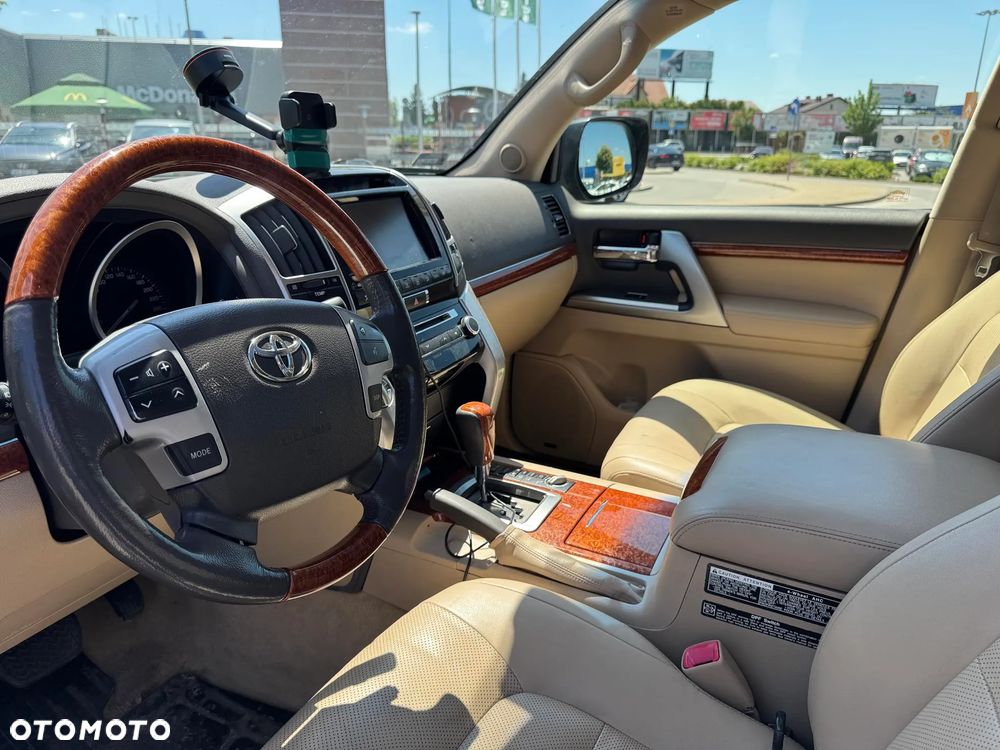 Toyota Land Cruiser LC 4.5 D-4D Prestige - 25