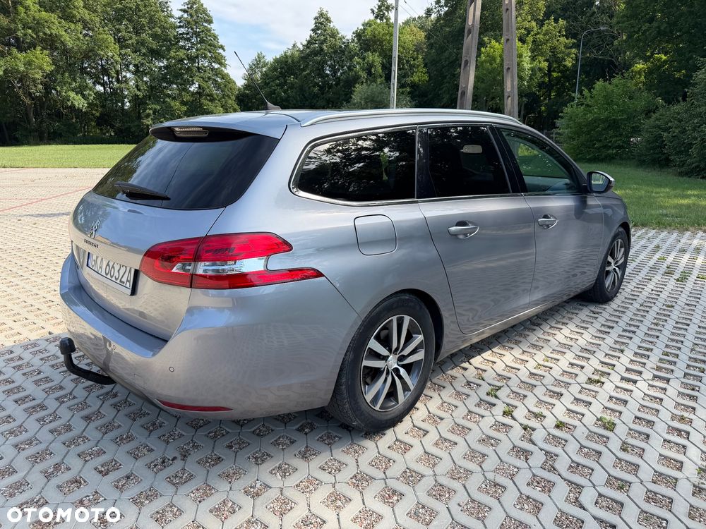 Peugeot 308 1.5 BlueHDi Allure S&S EAT8 - 2