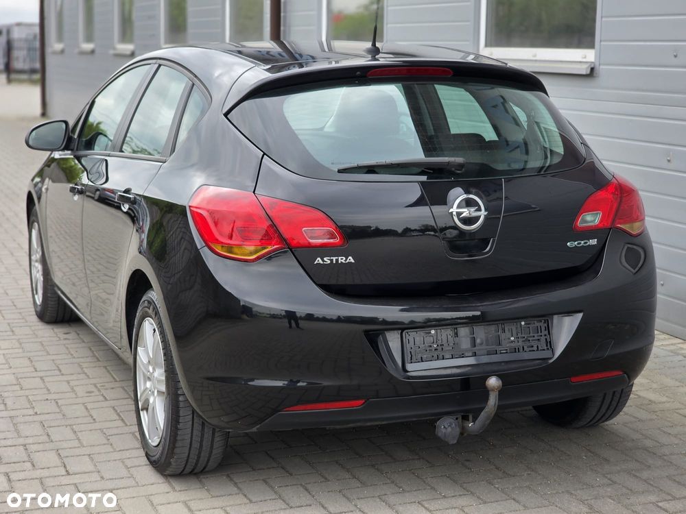 Opel Astra 1.4 Essentia - 13