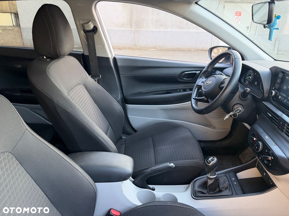 Hyundai i20 - 21