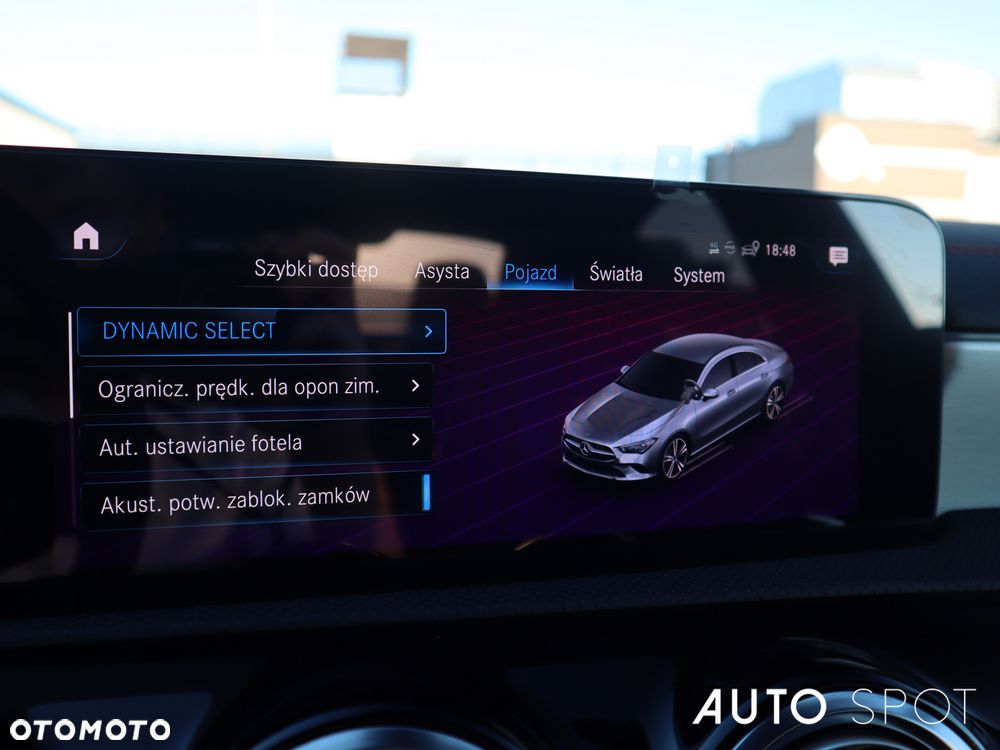 Mercedes-Benz CLA 250 4-Matic AMG Line 7G-DCT - 34