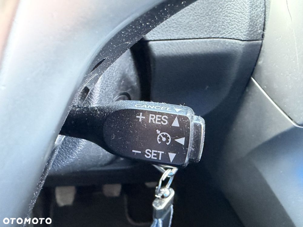 Toyota Verso 1.6 D-4D Prestige - 15