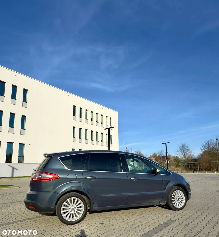 Ford S-Max - 9