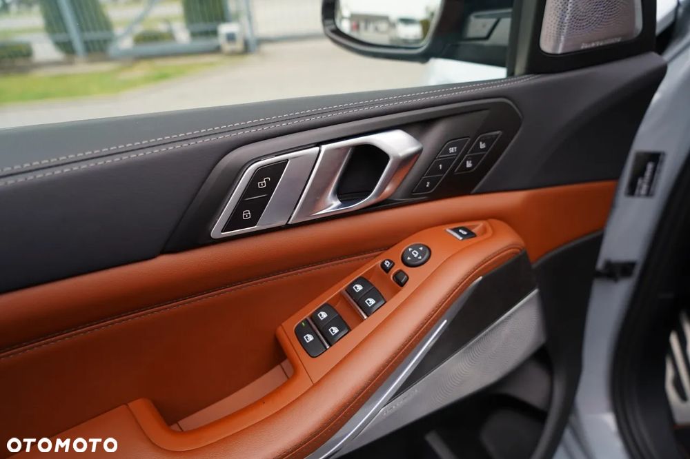 BMW X5 xDrive30d mHEV - 18