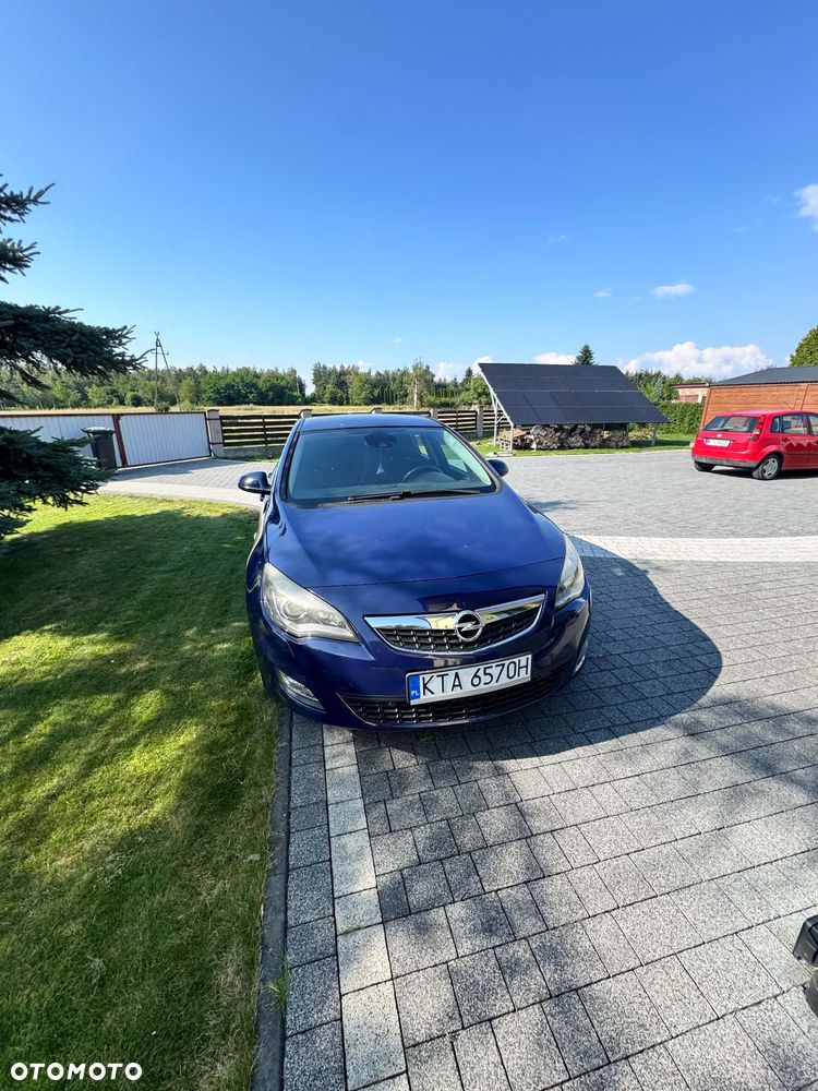 Opel Astra 2.0 CDTI Cosmo - 2