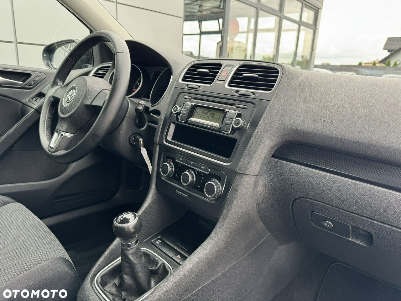 Volkswagen Golf 1.6 Comfortline - 16