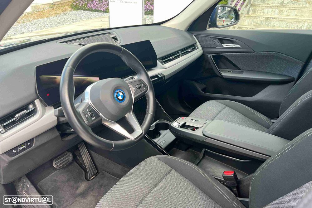 BMW iX1 xDrive30 - 7