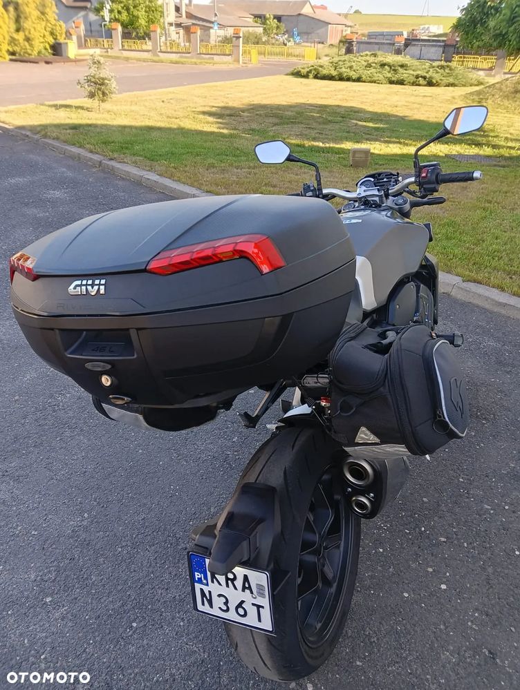 Honda CB - 18