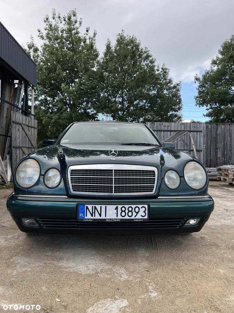 Mercedes-Benz Klasa E - 3