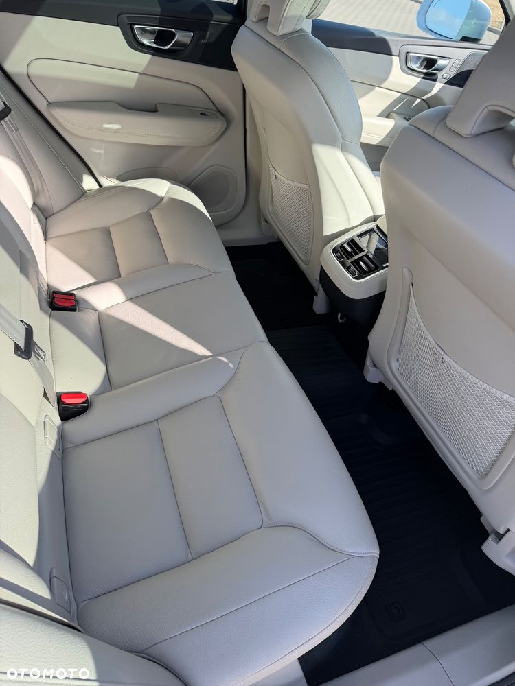 Volvo XC 60 T5 AWD Inscription - 5
