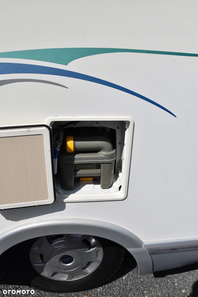 Ford CHAUSSON FLASH 03 - 36