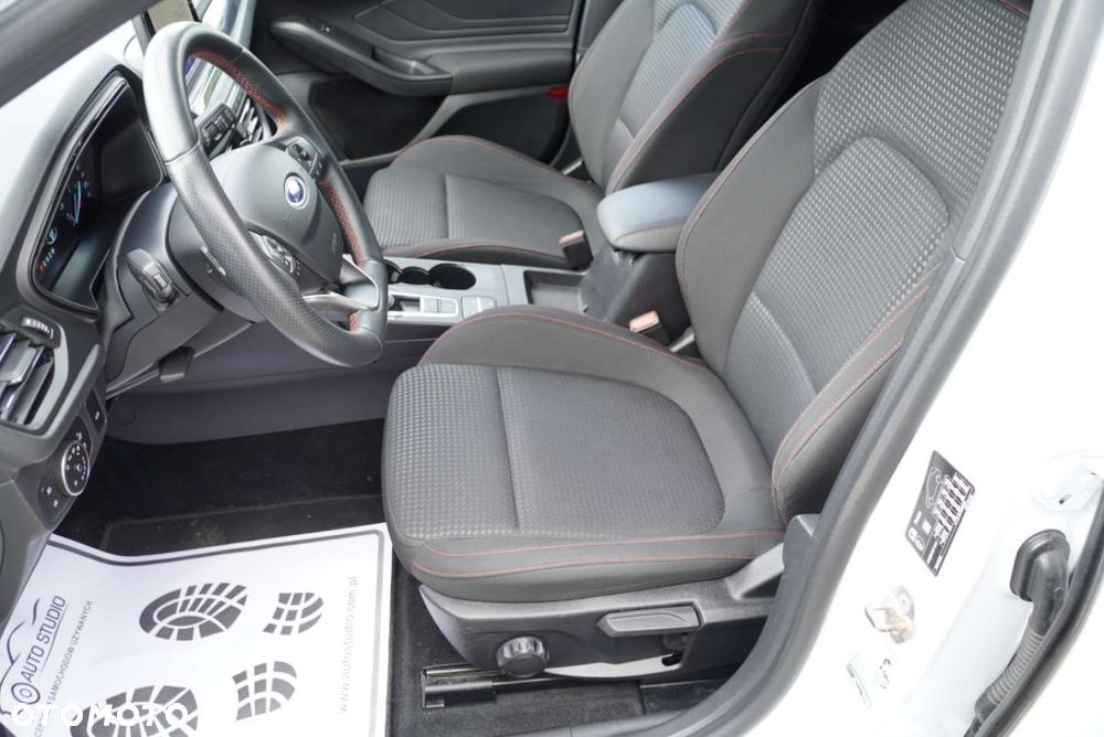 Ford Focus 2.0 TDCi ST-Line Black ASS PowerShift - 9