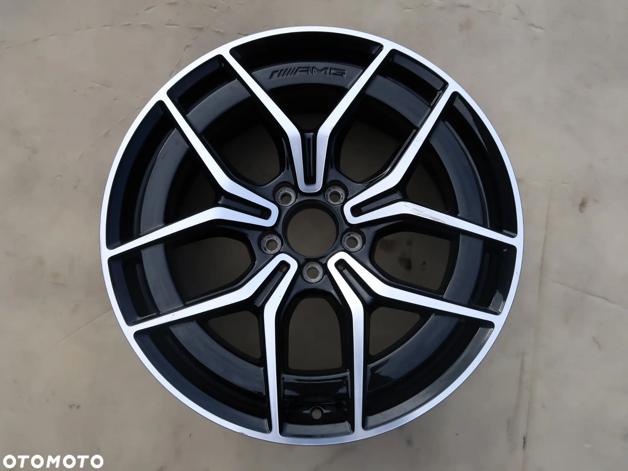 ORYGINALNA FLEGA MERCEDES E KLASA W213 TYŁ 9X19ET49 - 1