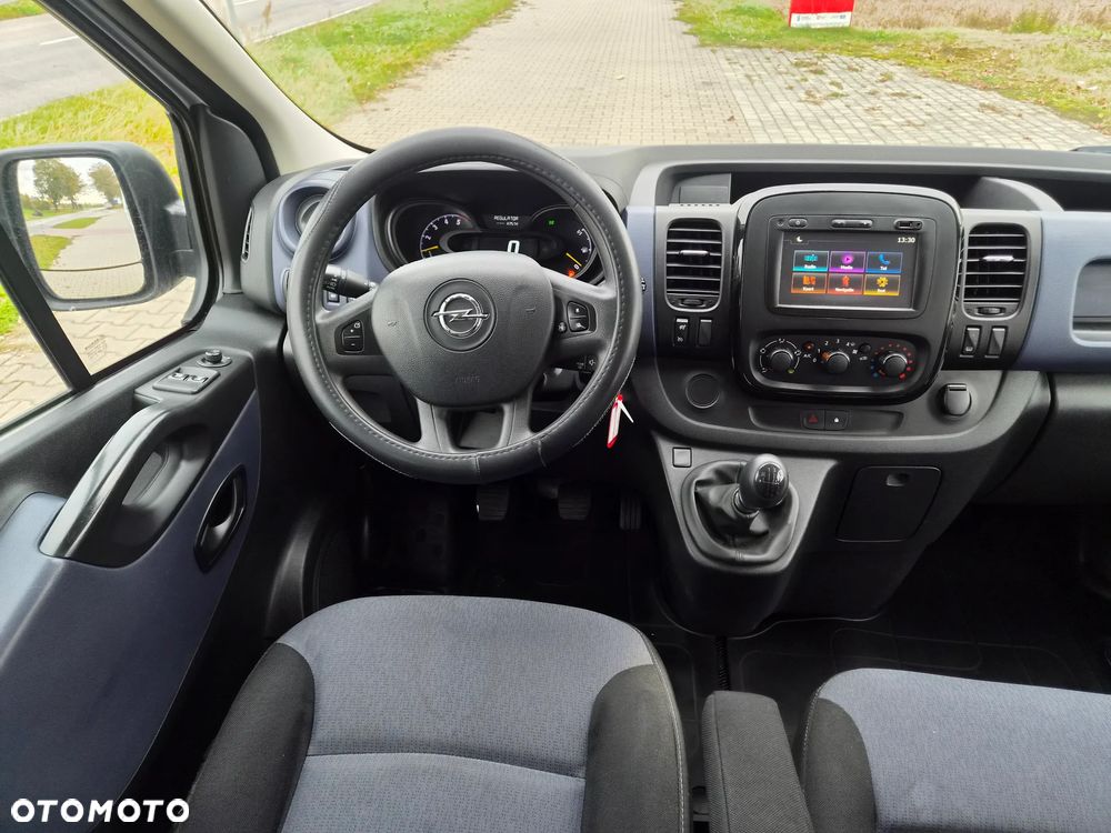 Opel Vivaro 2016 photo 3