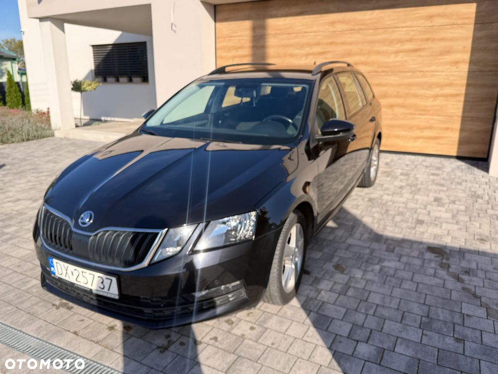 Skoda Octavia - 2